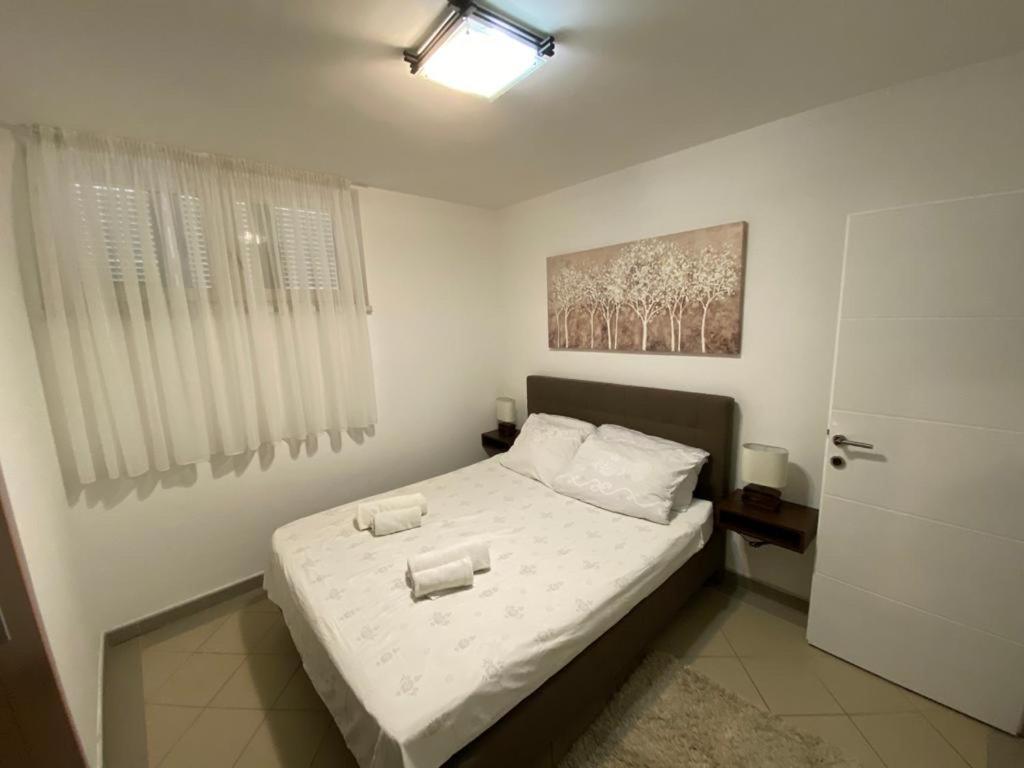 Apartments Andela Petrcane Exterior foto