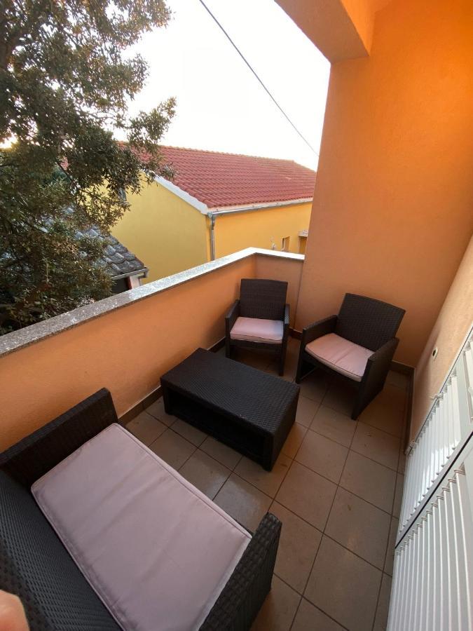 Apartments Andela Petrcane Exterior foto