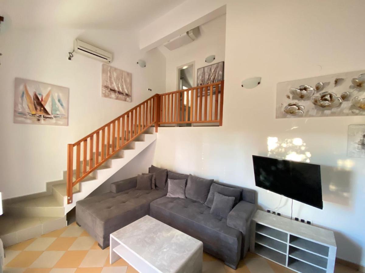 Apartments Andela Petrcane Exterior foto