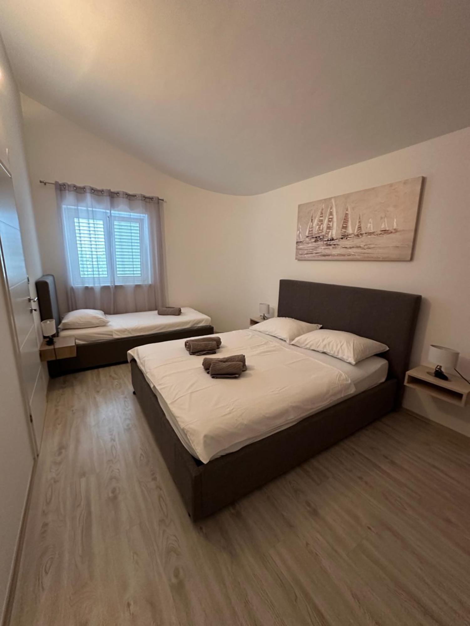 Apartments Andela Petrcane Exterior foto